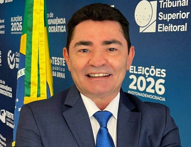 Presidente do PRTB é o único líder partidário a acompanhar teste público da urna eletrônica no TSE